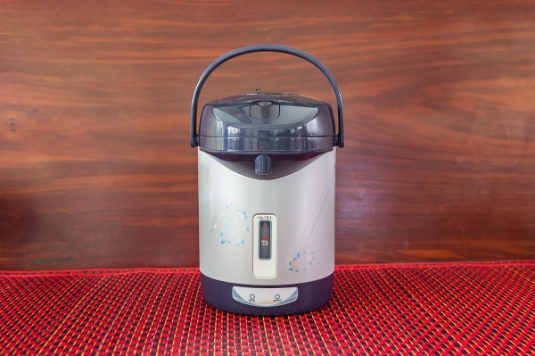 電気ポットを上手に使おう 気になる電気代や節電方法を紹介 電気の比較インズウェブ